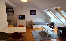 Flataid Apartment Obere Bahnstraße - Grazer Messe